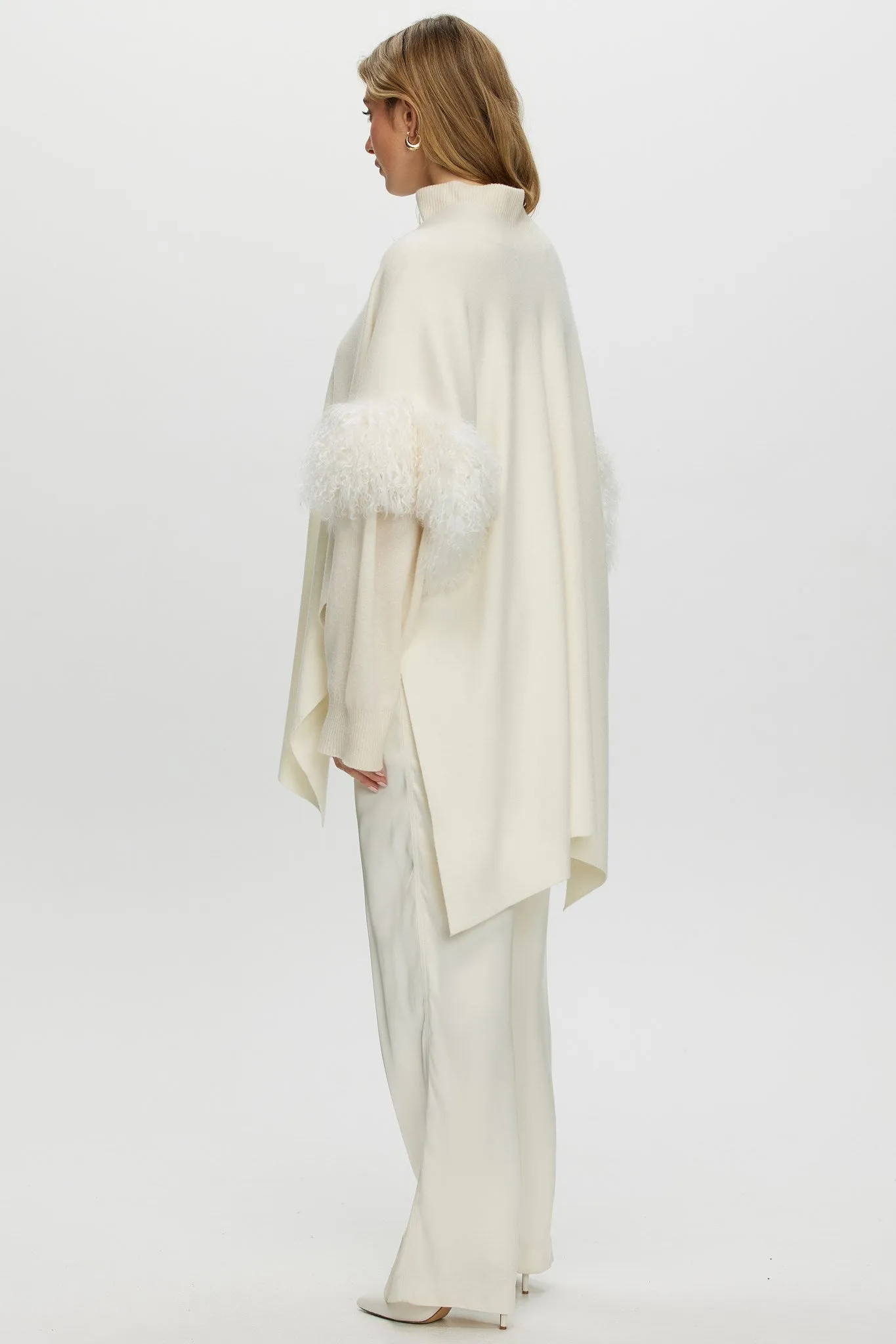 Knit Vest With Select Mongolian Shearling Lamb Trim (Tg)