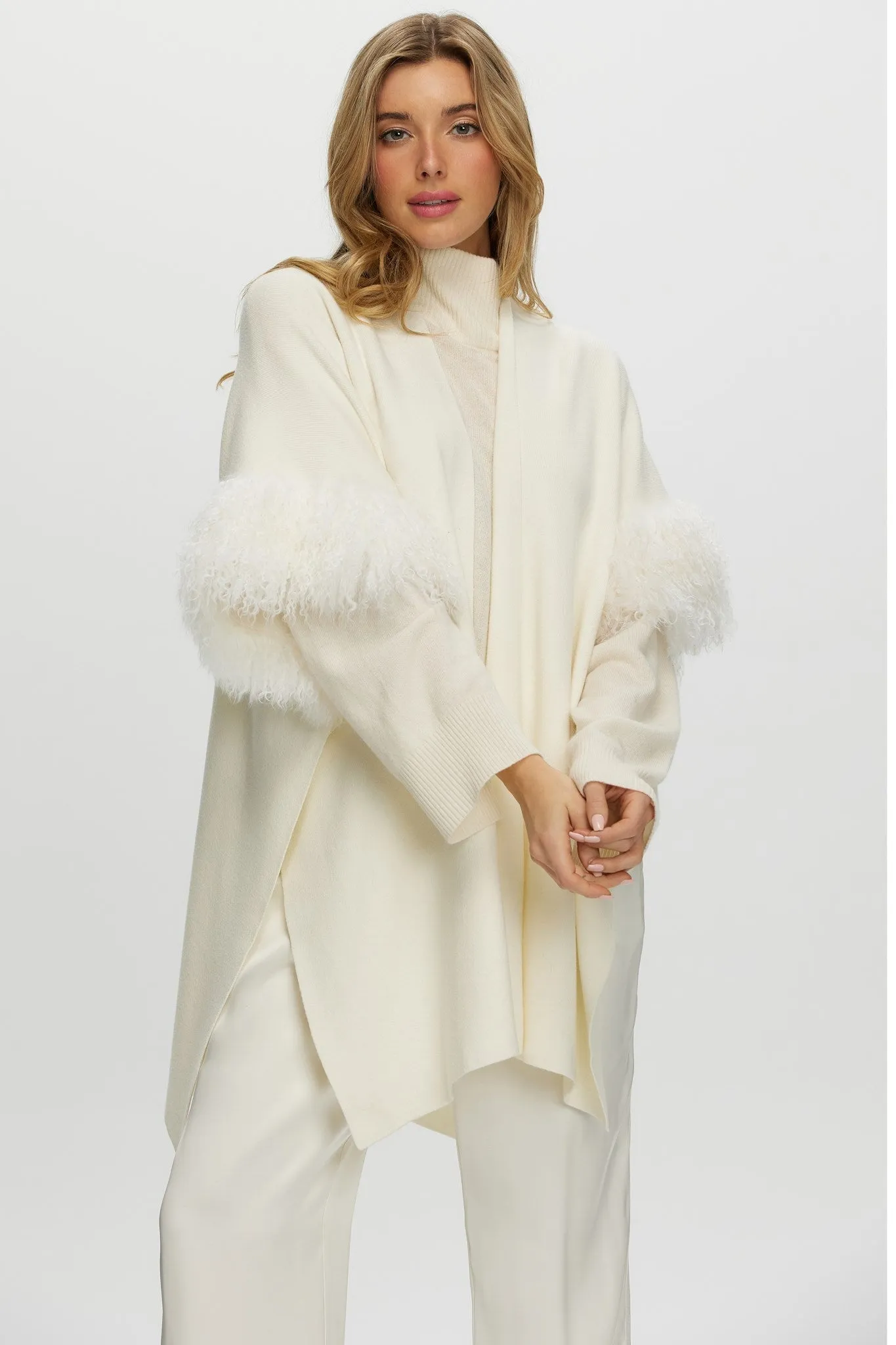 Knit Vest With Select Mongolian Shearling Lamb Trim (Tg)