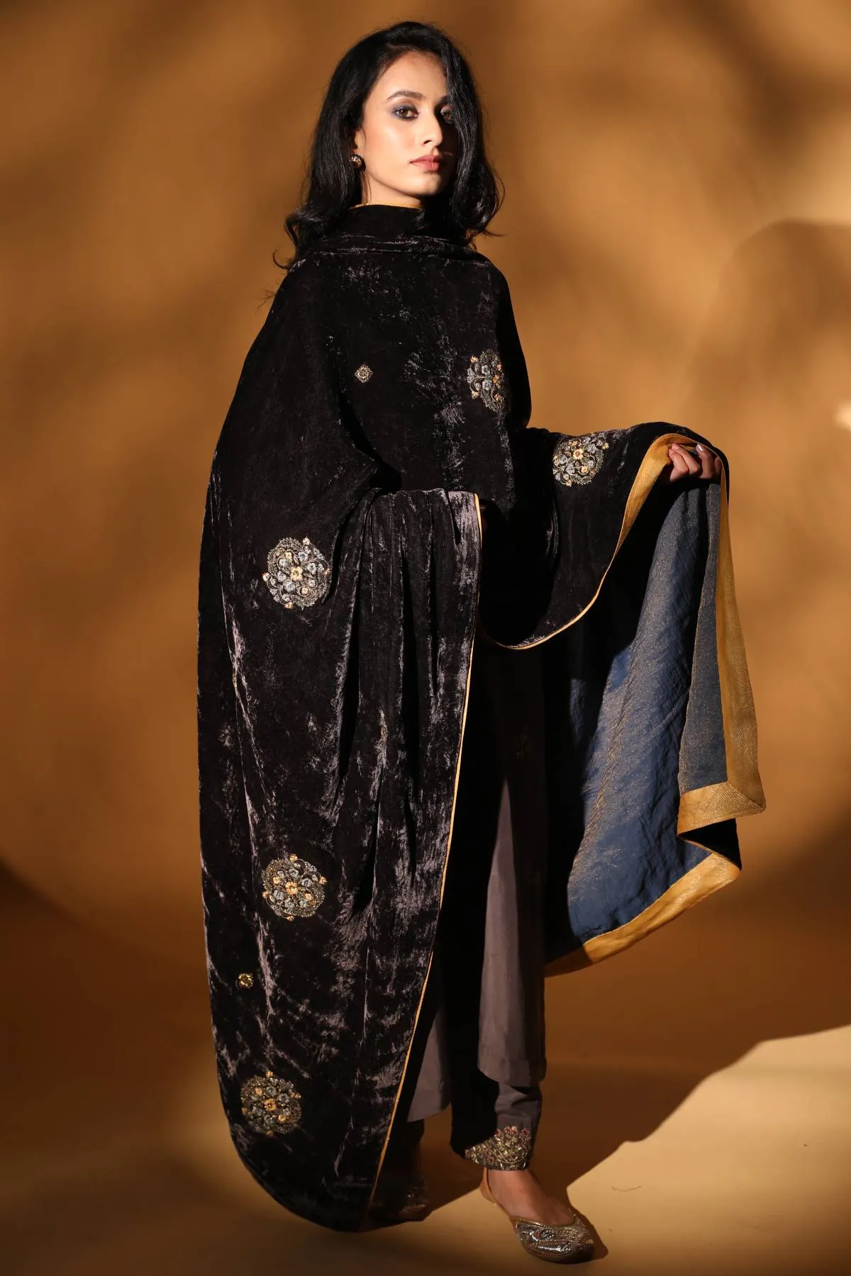 Velvet Ari Dushala